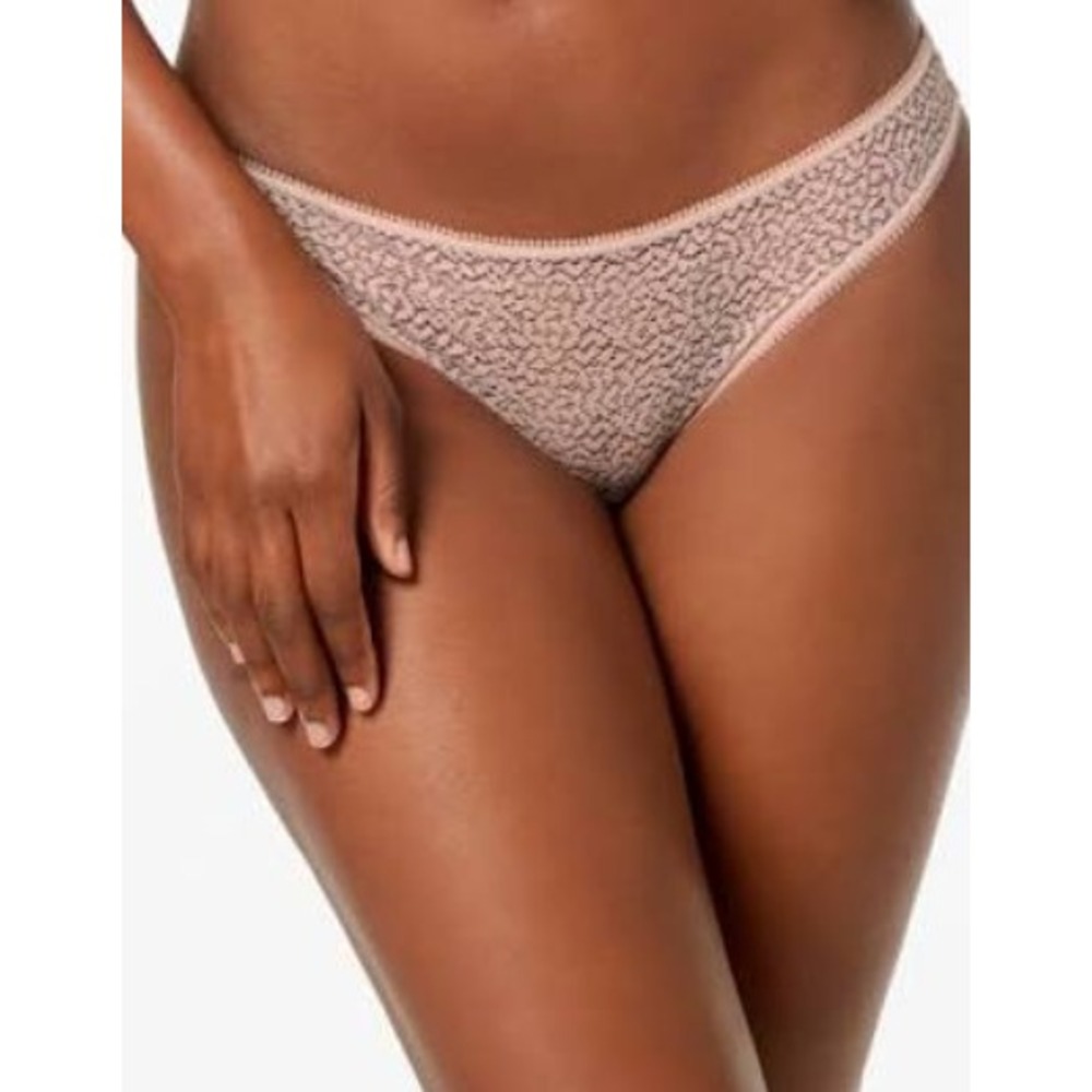 DKNY Womens Size Large Modern Lace Satin-Trim Thong Underwear DK5013 Nude 2174
